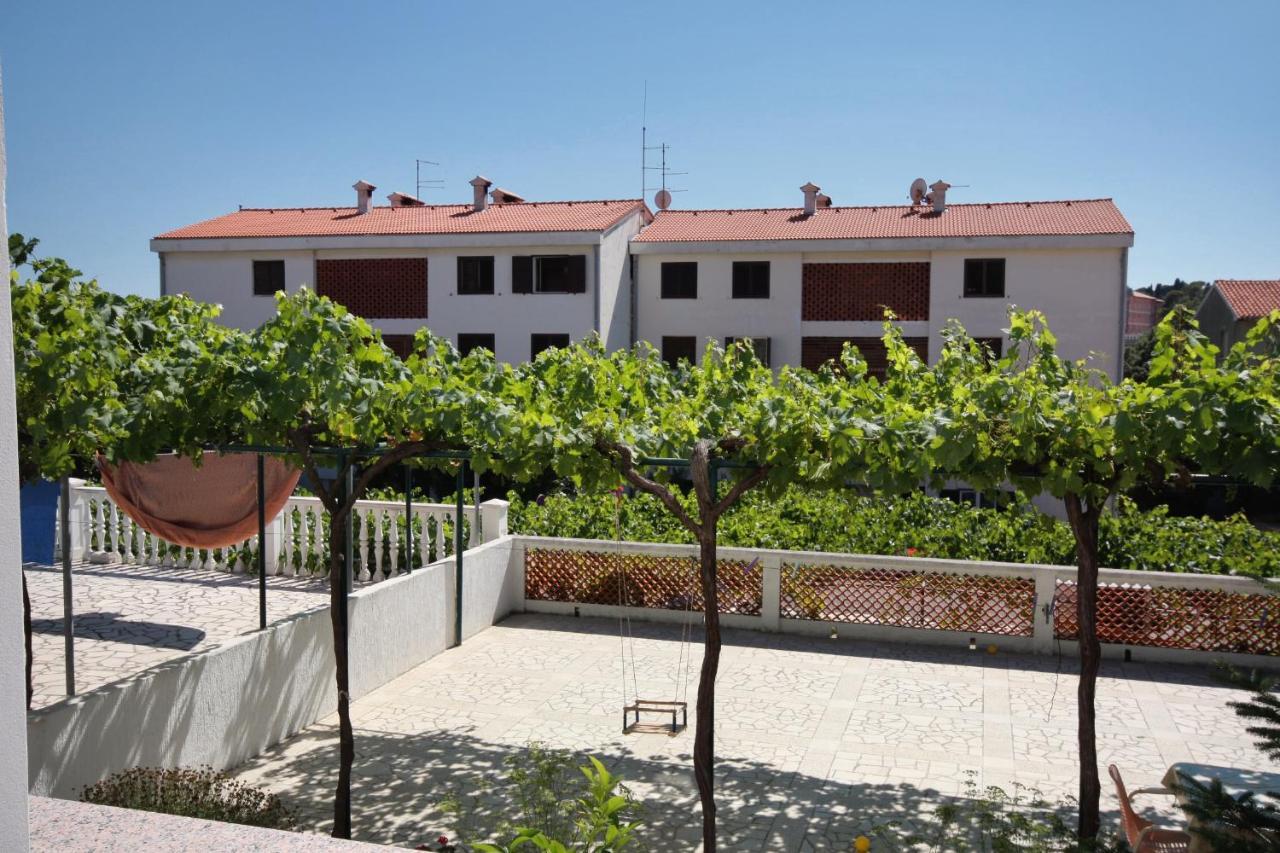 Apartments And Rooms With Parking Space Palit, Rab - 5061 Exteriér fotografie