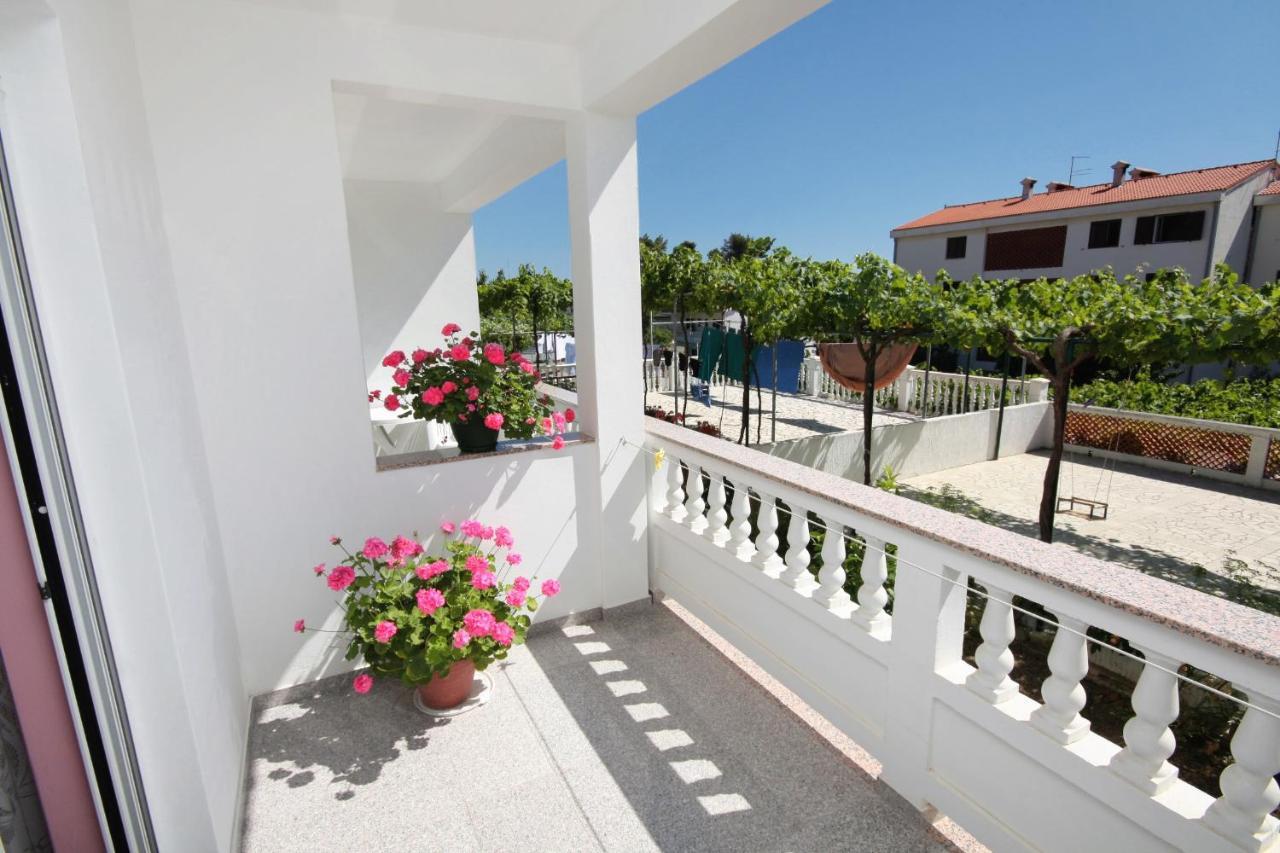 Apartments And Rooms With Parking Space Palit, Rab - 5061 Exteriér fotografie